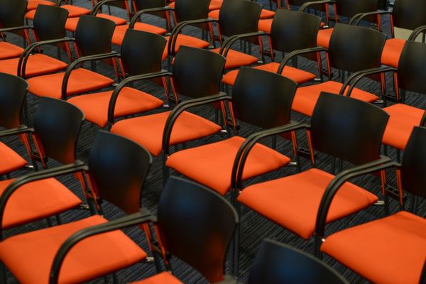Konferencia-<br>központok